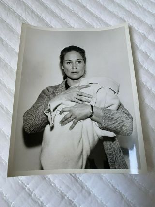 Vintage Abc Colleen Dewhurst “the Baby Sitter / The Fbi” (photo 45)