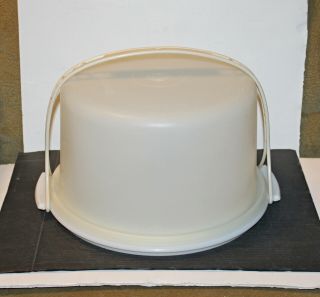 Large Vintage Tupperware Cake Carrier Holder 683 684 W/handle Sheer/white/almond