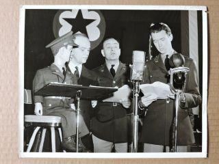 James Stewart Edgar Bergen And Charlie Mccarthy Candid Radio Photo 1942