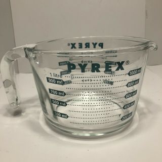 Pyrex 4 Cup Glass Measuring Cup,  Green Lettering,  1 Quart,  1 Litre,  6 