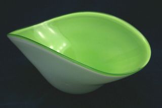 Vntg Glass Art Vase Bowl Lime Green White Oval 10 " X 7 " X 5 " Thick & Heavy