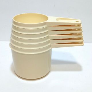 Vintage Tupperware Complete Set Of 6 Nesting Measuring Cups - Beige/cream/almond