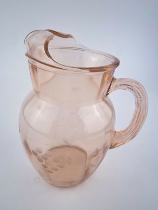 Vintage Pink Depression Glass Pitcher Etched Grape Vine Pattern 8.  5 " Tall 64 Oz.