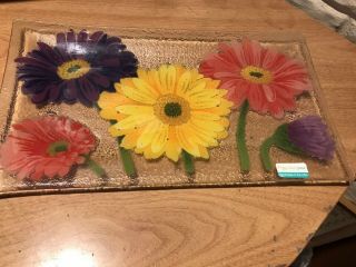 13.  5 " Plate Tray Fused Art Glass Gerbera Daisy Signed Peggy Karr
