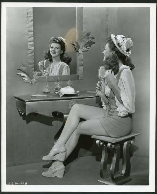 Ruth Valmy Looking In Mirror Vintage 1945 Rko Leggy Cheesecake Photo