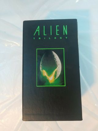 Vintage 1993 Alien Trilogy (vhs) Set Of 3