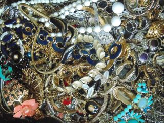 Heavy Metal Costume Jewelry Vintage Now Signature 7 Lbs Sell Wear