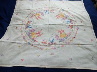 Vintage Linen Hand Embroidered Table Cloth Circle Of Flowers Design,  Very Pretty
