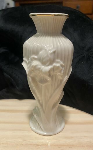 Vintage Lenox Iris Bud Vase 5 1/2” Tall Fine Ivory Porcelain Gold Rim Flowers