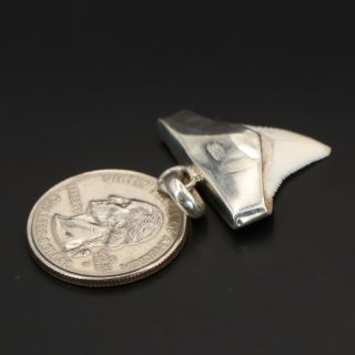 VTG Sterling Silver - Solid Bezel Pointed Ridged Shark ' s Tooth Pendant - 3.  5g 3