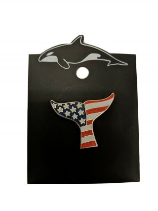 Seaworld American Flag Whale Tail Shamu Pin 2012 Vintage