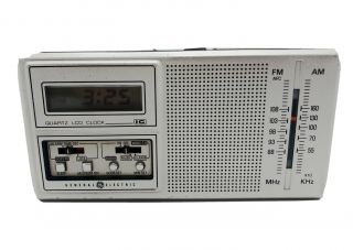 Vintage General Electric 7 - 2100b Fm/am Transistor Radio