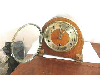 Vintage Bentwood/ Shaped Winegartens Oak Cased Mantle Clock 60087