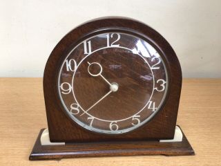 Vintage Smiths 8 Day Wooden Mantle Clock With Bakelite Decoration