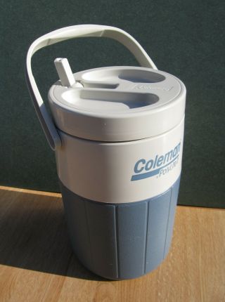 Vintage Coleman Polylite 1 Blue & White 1 - 1/2 Gallon Water Cooler Jug 5596 Usa