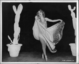 Martha Scott 1940s Promo Photo Hi Diddle Diddle Dancing