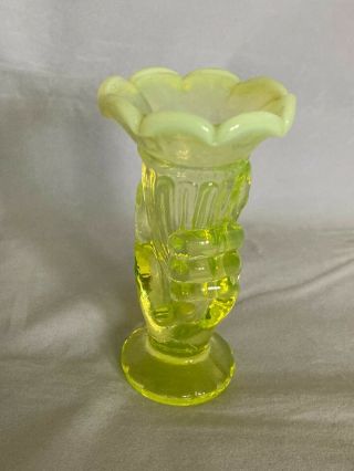 Lovely Vintage Fenton Vaseline Topaz Opalescent Mini Hand Vase 3 5/8 "