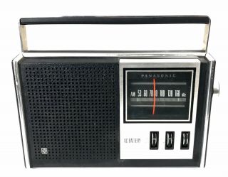 Vintage Panasonic Am Radio Model R - 1551 Black Silver Portable