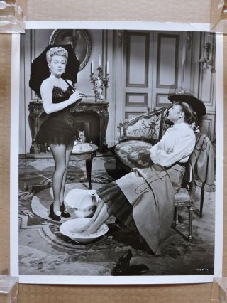 Lana Turner With Una Merkel Leggy Lingeire Photo 1952 The Merry Widow