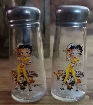 Vintage Betty Boop Glass Car Hop Salt And Pepper Shakers