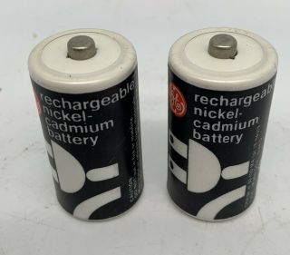 Vintage Ge General Electric Rechargeable Nickel Cadmium Battery 2 C Cell