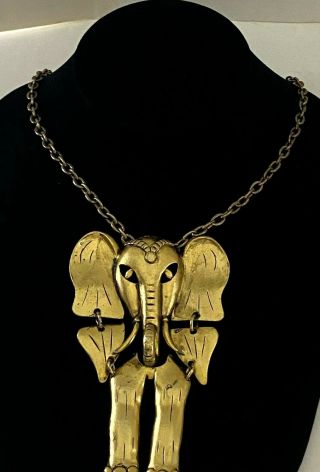 Vintage Gold Tone Necklace With Large Elephant Pendant Dangling Body 19