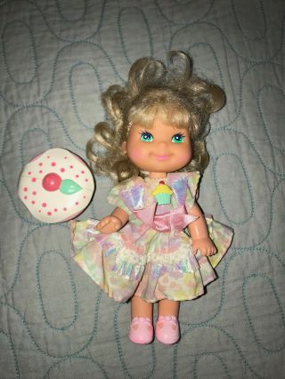 Adorable Cherry Merry Muffin " Lily Vanilly " Vanilla Doll W/cherry Merry 