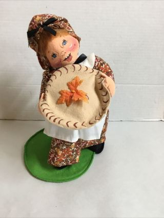 Vtg 1995 12 " Annalee Doll Thanksgiving Pilgrim Girl Pie
