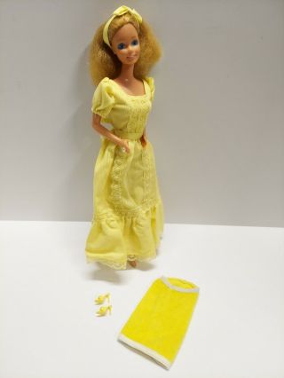 Vintage 1981 Magic Curl Barbie Doll In Towel Wrap Robe 3856
