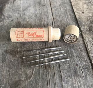 Vintage Boye Needle Co.  Wooden Needle Case With 4 Needles Size 10 30 - 80