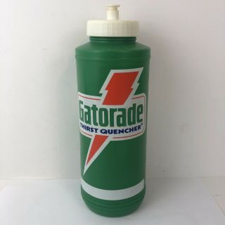 Vintage 1985 Green Plastic Gatorade Sports Drink Squirt Water Bottle Retro Prop