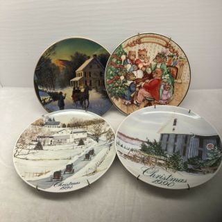 Vintage Avon / Smuckers Collectible Christmas Plates Set Of 4 (2 Each)