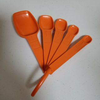 Vintage Orange Tupperware Measuring Spoons Set Of 5 & D Ring