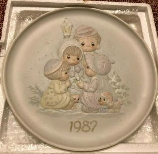 Vintage 1987 Precious Moments Collectors Plate By Enesco Christmas Love Series
