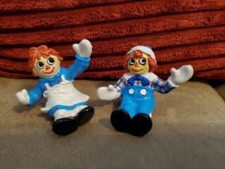 Vintage 1988 Raggedy Ann & Andy Sitting Figures By Macmillian 1.  5” - Set Of 2