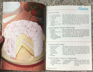 20 Wonderful Cakes Made By The KRAFT OIL METHOD Cookbook - vintage booklet 3