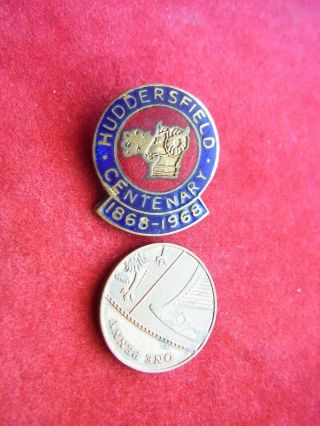 A Vintage Enamel Pin Badge 