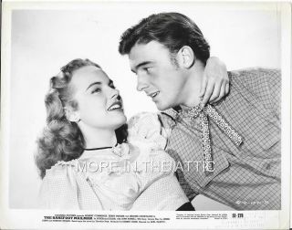 Terry Moore Is In Love With The Barefoot Mailman Orig Vintage Portrait Still