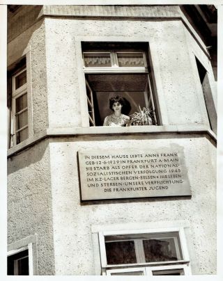 1959 Vintage Photo Actress Millie Perkins Poses At Anne Frank House In Germany