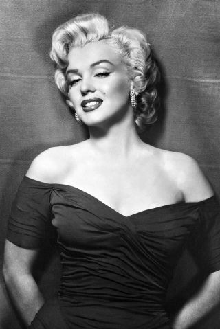5x7 Photo: Legendary Movie Star Marilyn Monroe,  Actress And Sex Symbol