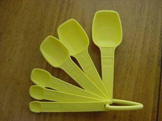 Set Of 6 Vintage Tupperware Bright Yellow Measuring Spoons