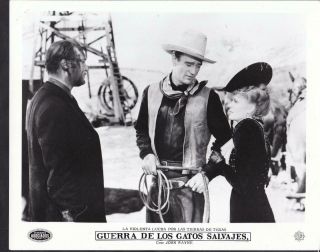 John Wayne And Martha Scott In In Old Oklahoma 1943 Movie Photo 43557