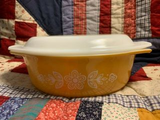 Vintage Pyrex Butterfly Gold 1.  5 Qt Oval Baking Dish With Lid -