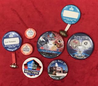 Group Of 8 Vintage Nfl Pro Football Hall Of Fame Canton Ohio Pin Pinback Buttons
