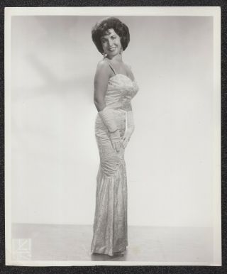 Lqqk 8x10 Vintage 1950s Shapely Unknown Starlet 60