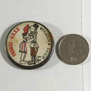 Vintage France - U.  R.  S.  S (girls Kissing) Jean Effel Designed Pin Badge.  J1