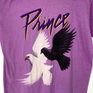 Vintage Prince And The Revolution World Tour 1984 - 85 T Shirt Doves Purple Medium 2