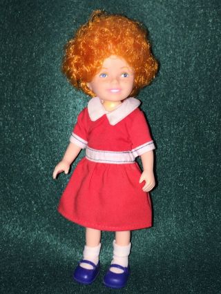 Vintage 1982 Knickerbocker Toys 6” Orphan Annie Doll With Dress,  Shoes & Socks