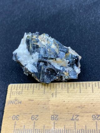 Neat Unknown Gemstone/Mineral Specimen - 26.  5 Grams - Vintage Estate Find 3