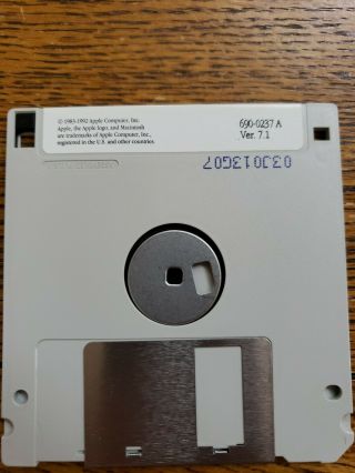 Vintage Apple Macintosh System Os 7.  1 Disk Quadra 800 Centris 610 650 Diskette 2